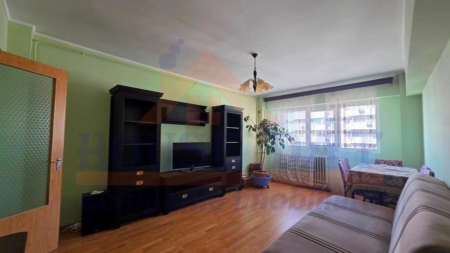 Vanzare apartament 3 camere Titulescu, 72mp, an 1982 - 1