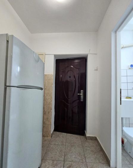 Garsoniera,parter,zona Progresu - 1