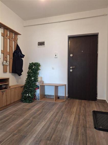 Apartament 2 camere, zona Tractorul - 7