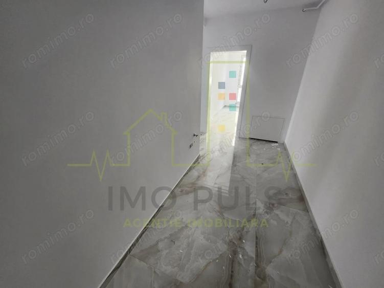 Apartament cu 2 camere decomandat în Girocului