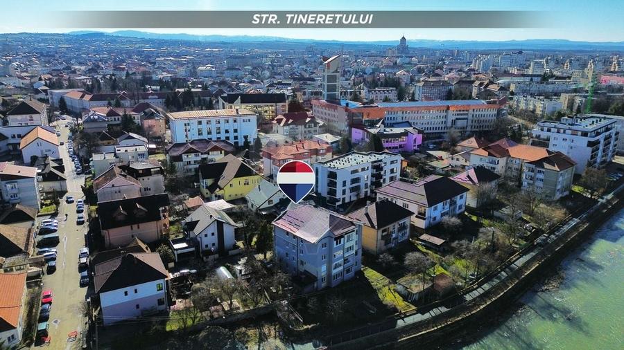 Casă / Vilă cu 5 camere de vânzare în zona Orasul Vechi - 4