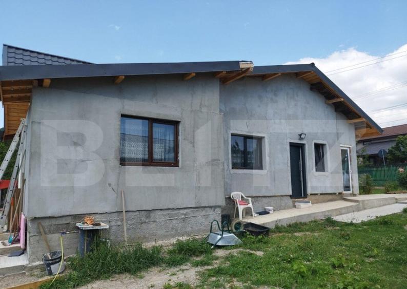 Casa 3 camere, 90 mp, teren 611 mp, Paule?ti - 2