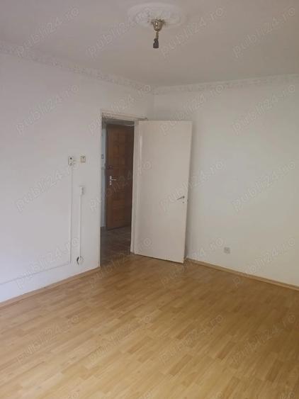 Vand garsoniera in Plopeni - 1