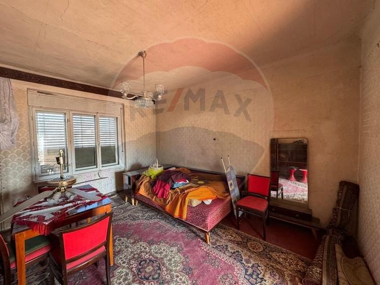 Casă /teren 1008mp si front stradal 15ml Parneava Spitalul Judetean - 11