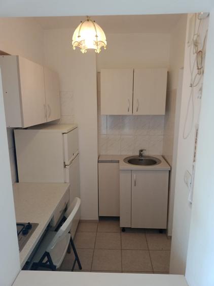 Garsoniera, zona Hala Centrala-Moldova Mall - 1