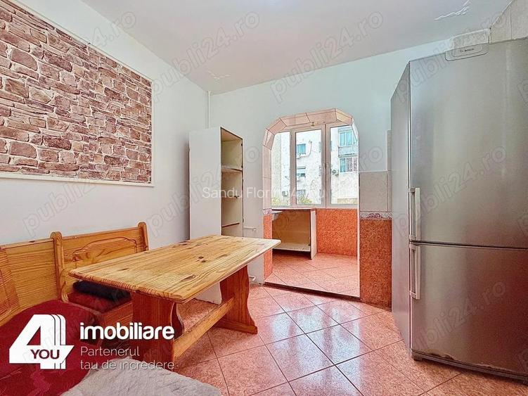 Apartament 3 camere Micalaca Miori?a ,91 mp, decomandat, et.1 4