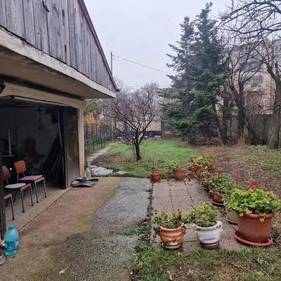 Central, inchiriat garaj si teren - 7