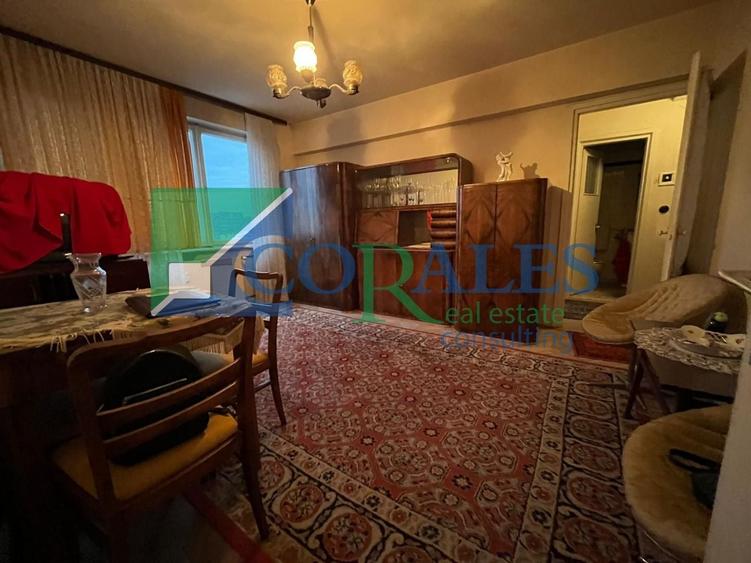 3 camere - vedere pe 2 parti. LIFT! - 1