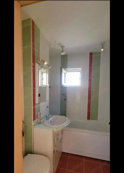 Apartament cu 4 camere, decomandat - zona Grivitei - 6