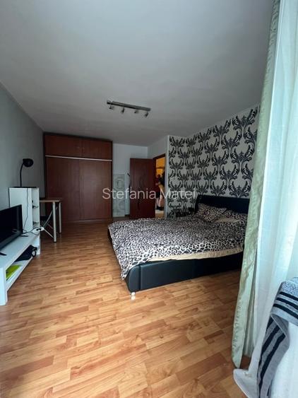 Garsoniera | Uverturii | Bucuresti