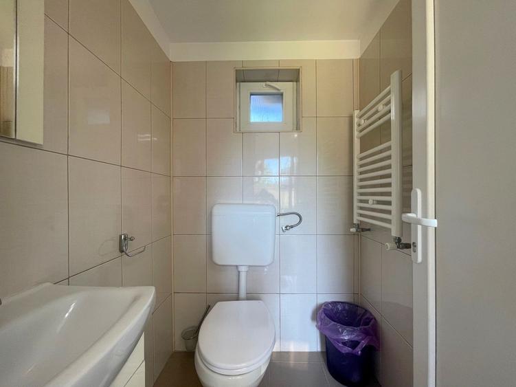 Spațiu de birouri / clinică de vanzare - 45