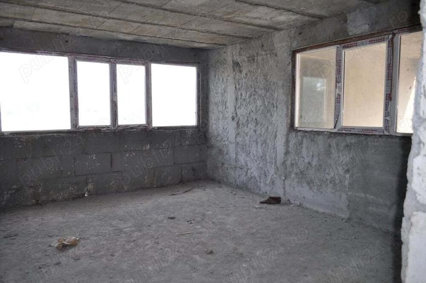 Casa de vanzare in Golesti, parter si etaj , 220 mp construiti , teren 916mp, la rosu - 3