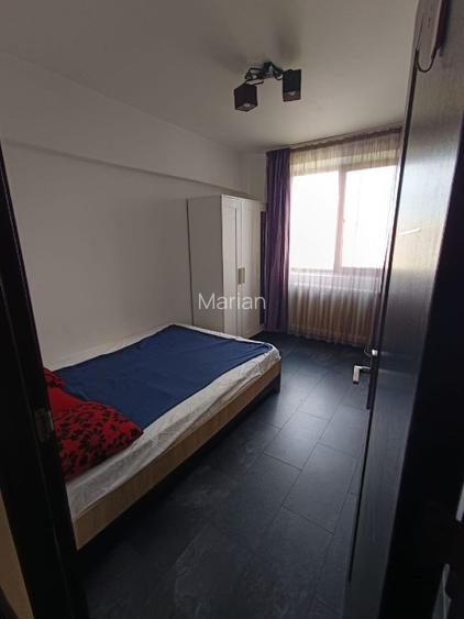 Proprietar Vand apartament 3 camere Tineretului