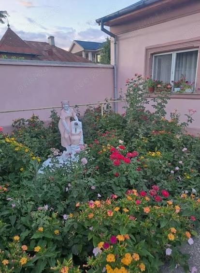 Casa de vanzare, frumoasa ?i cocheta - 8