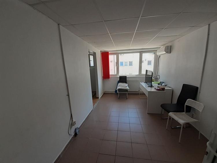 Zona Nicolae Grigorescu - spatiu birouri, 7 camere si 2 grupuri sanitare - 2