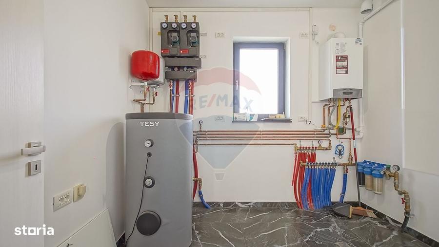 Casa cu 5 camere de vanzare, Halchiu - 1