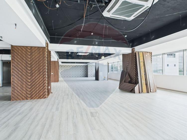 Spațiu de birouri disponibil spre închiriere în Băneasa 171–615 mp - 14