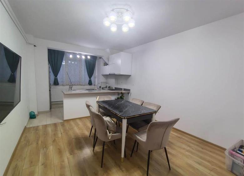 Apartament 3 camere, Burdujeni, 3c-4521 - 1