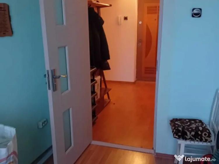 Apartament 3 camere, decomandat, Micro 20 - 7