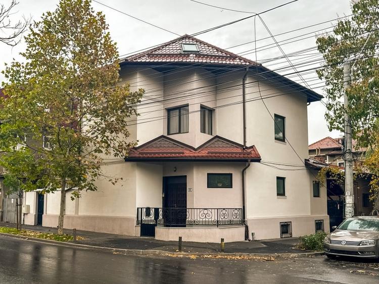 Vila cu personalitate,  zona Belvedere-Orhideea! - 1