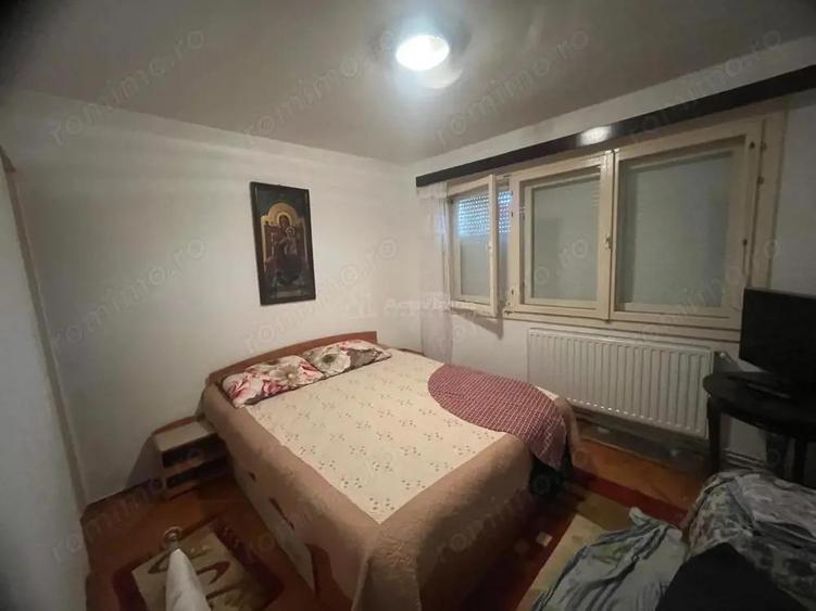 Caransebes, 4 Cam., Dec., Et., 2, Zona Nord - 15