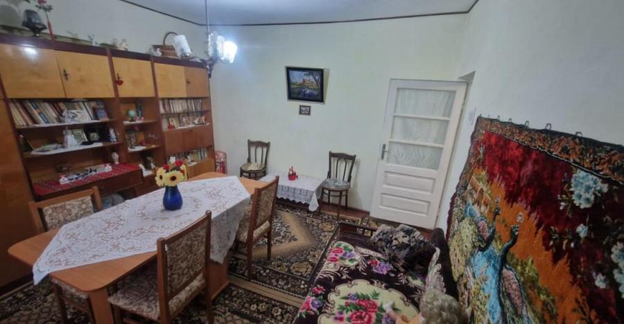 CASA 4 CAMERE , SUPRAFATA TOTALA 80 MP , TEREREN 355 MP, DES - 3