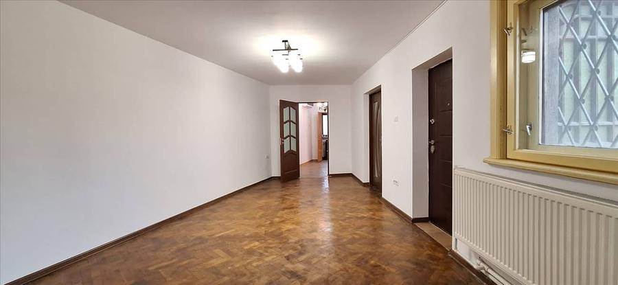 GARA CASA 3 CAMERE + DOUA CURTI RENOVATA GAZE IDEAL ACTIVITATI COMERCIALE - 9