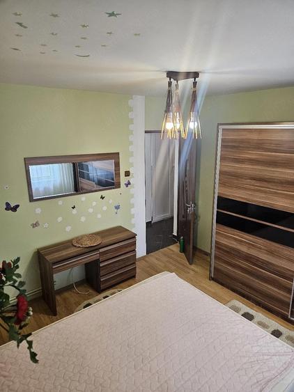 Inchiriez apartament - 1