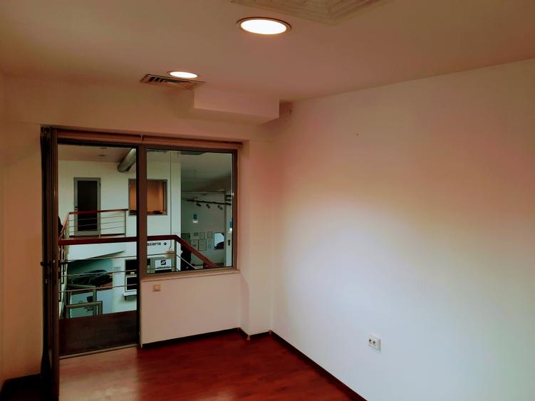 Cabina de vopsit si birouri de inchiriat - 4