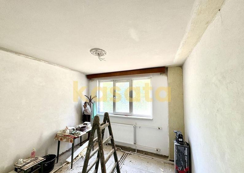 Pentru renovat - vanzare 2 camere la 200 de metri de stat... - 3