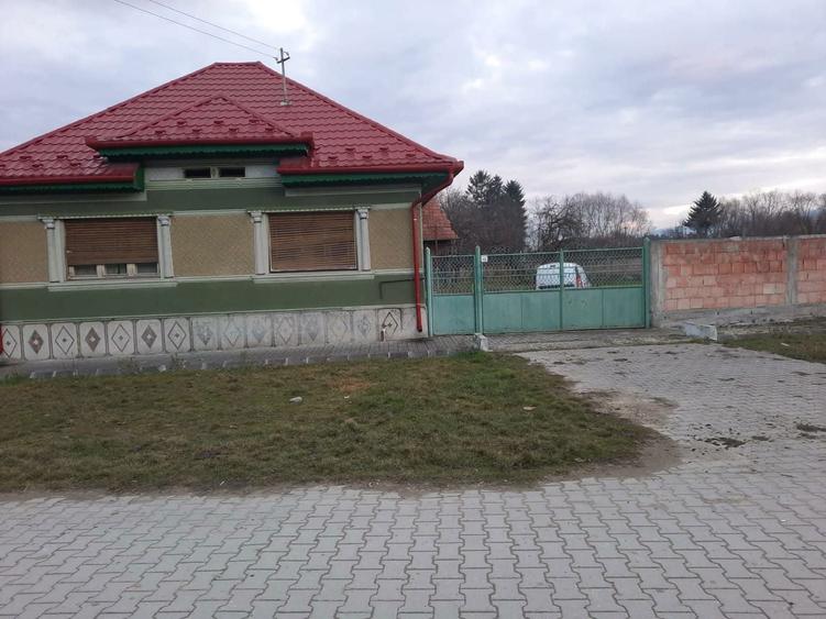 Vand sau inchiriez casa in carta judetul Sibiu - 4