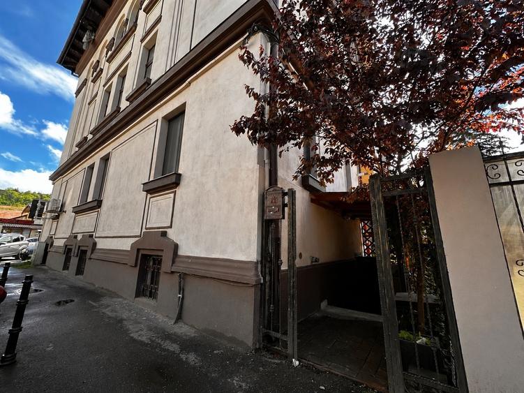 Apartament la casa in centru - pretabil sediu firma - 5