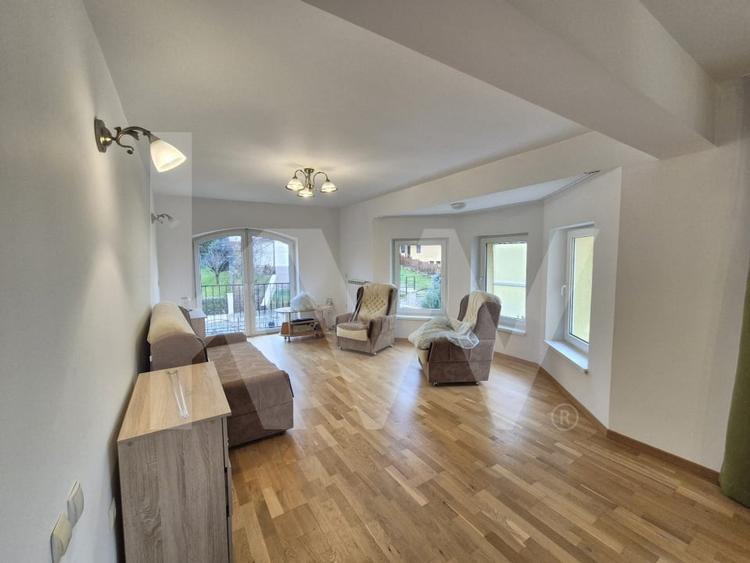 CASĂ INDIVIDUALĂ de inchiriat – 330 mp, 8 camere, 5 bai, garaj dublu, gradina - 1