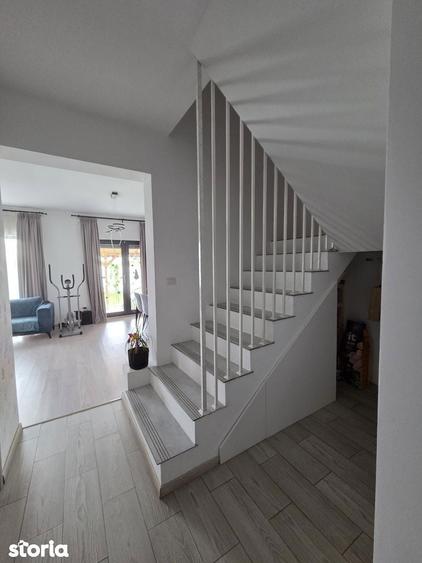 Casa duplex cu 4 camere, P+1 ?i mansarda, curte 260mp, PRET NEGOCIABIL - 13