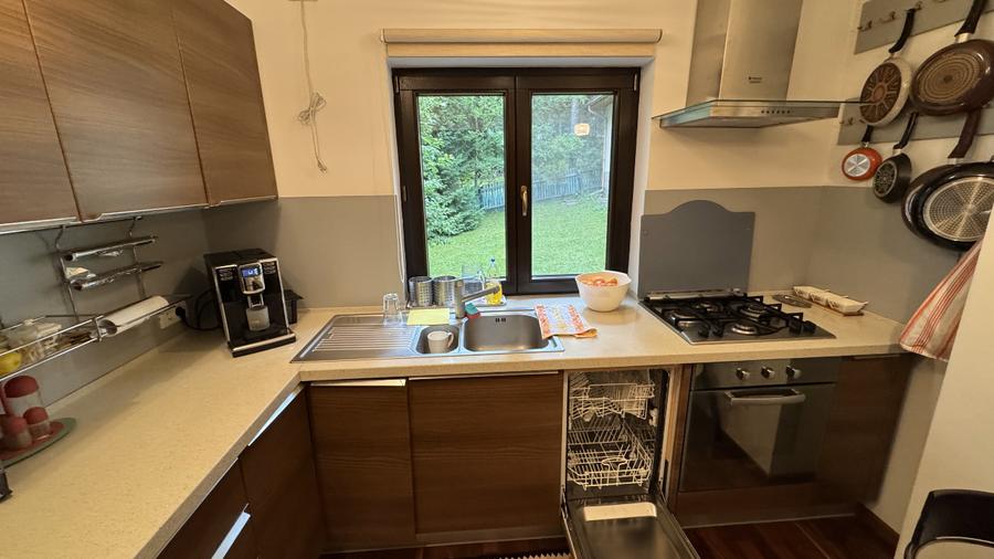 VILA cu specific montan ,Deosebita in Predeal zona Cioplea - 7