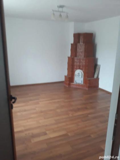 Vand Casa 4 camere - 2