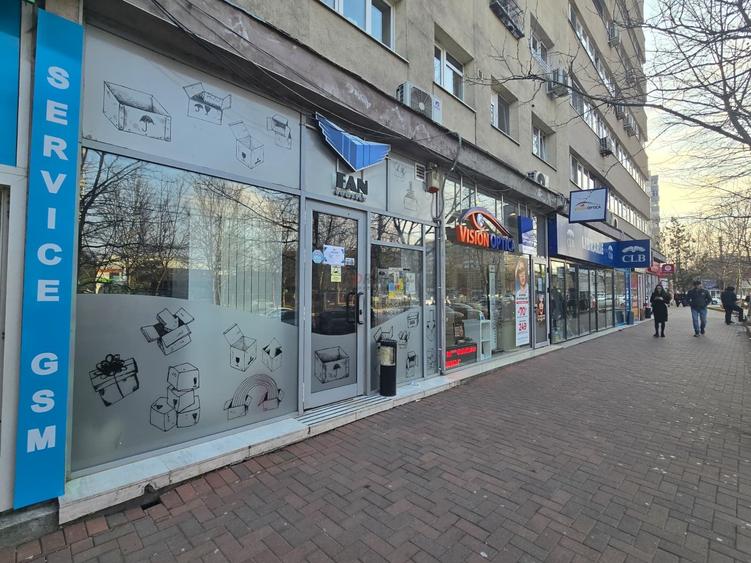 Spatiu cu vitrina generoasa, stradal cu dublu acces - Salajan - 1