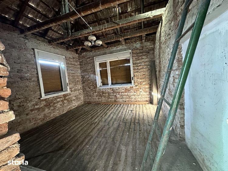 Casa 4 camere, la Ro?u Interior - 1