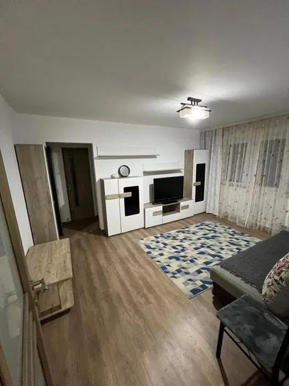 Apartament 2 camere, decomandat, zona Alexandru cel Bun - 1