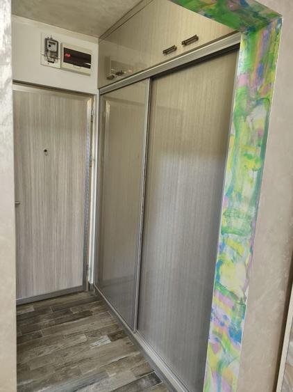 Inchiriez garsoniera - 2