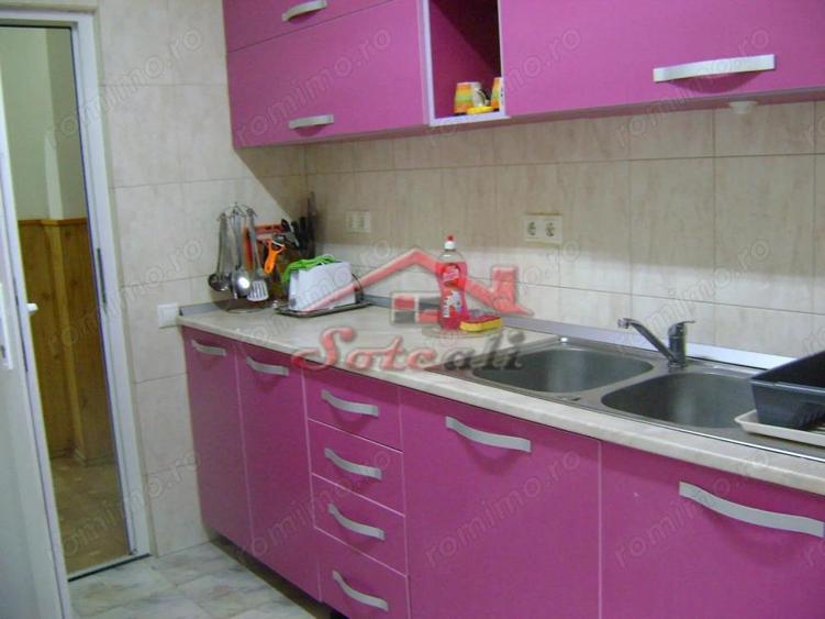 Pensiune de vanzare P+E Busteni - central - 3