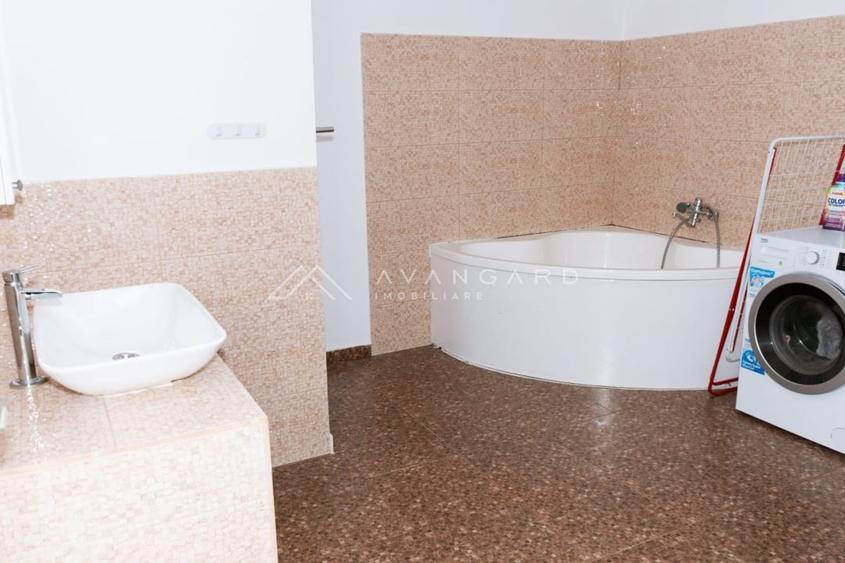 | Casa individuala cu 5 camere | 211 mp | 450 mp teren | Zona Vivo | - 11