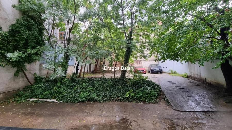 1970 // Parcare // 3 camere - 14