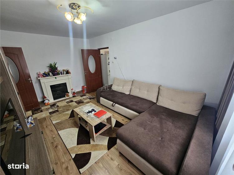 Resita, 3 Cam. Cf. 1, Mobilat+Utilat, Et. 1, Bulevard, Micro 3 - 12