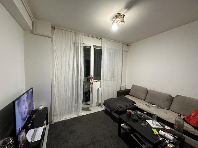 Studio de vanzare - 1