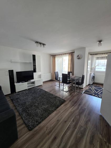 Chirie apartament 2 camere zona VIVO - 1