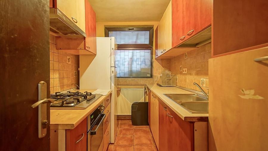 Casa / Vila cu 12 camere de vanzare in zona Astra - 21