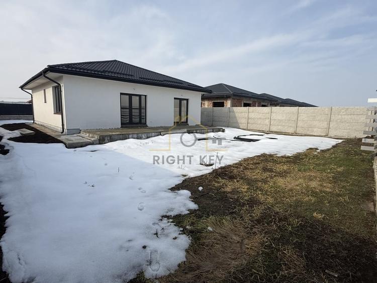 Casa pe parter, pod depozitare, 4 camere, teren 500mp! Comision 0%! - 3