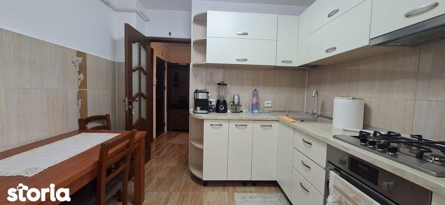 Apartament renovat complet, etaj 1 Str. Traian, langa Starea Civila - 11