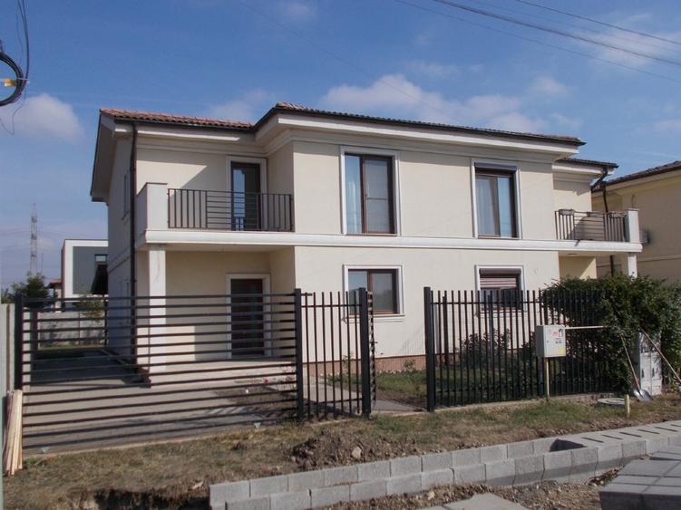 Duplex Dumbravita str Blaise Pascal 4cam 300mp teren, mobila - 1